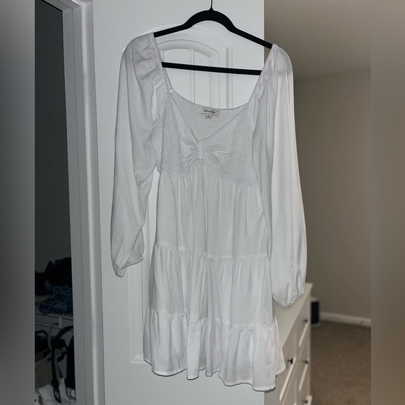 Francesca's Collections Dresses & Skirts - Francesca’s Long Sleeve White Dress